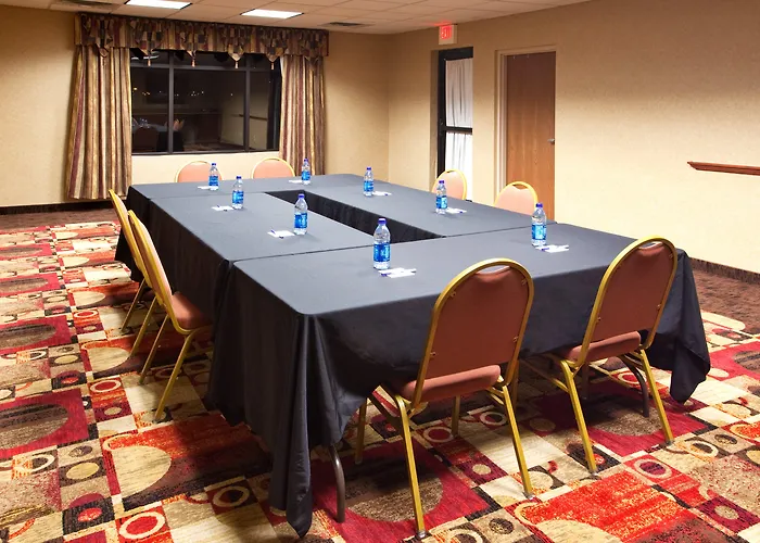 Holiday Inn Express Hotel & Suites Bowling Green By Ihg