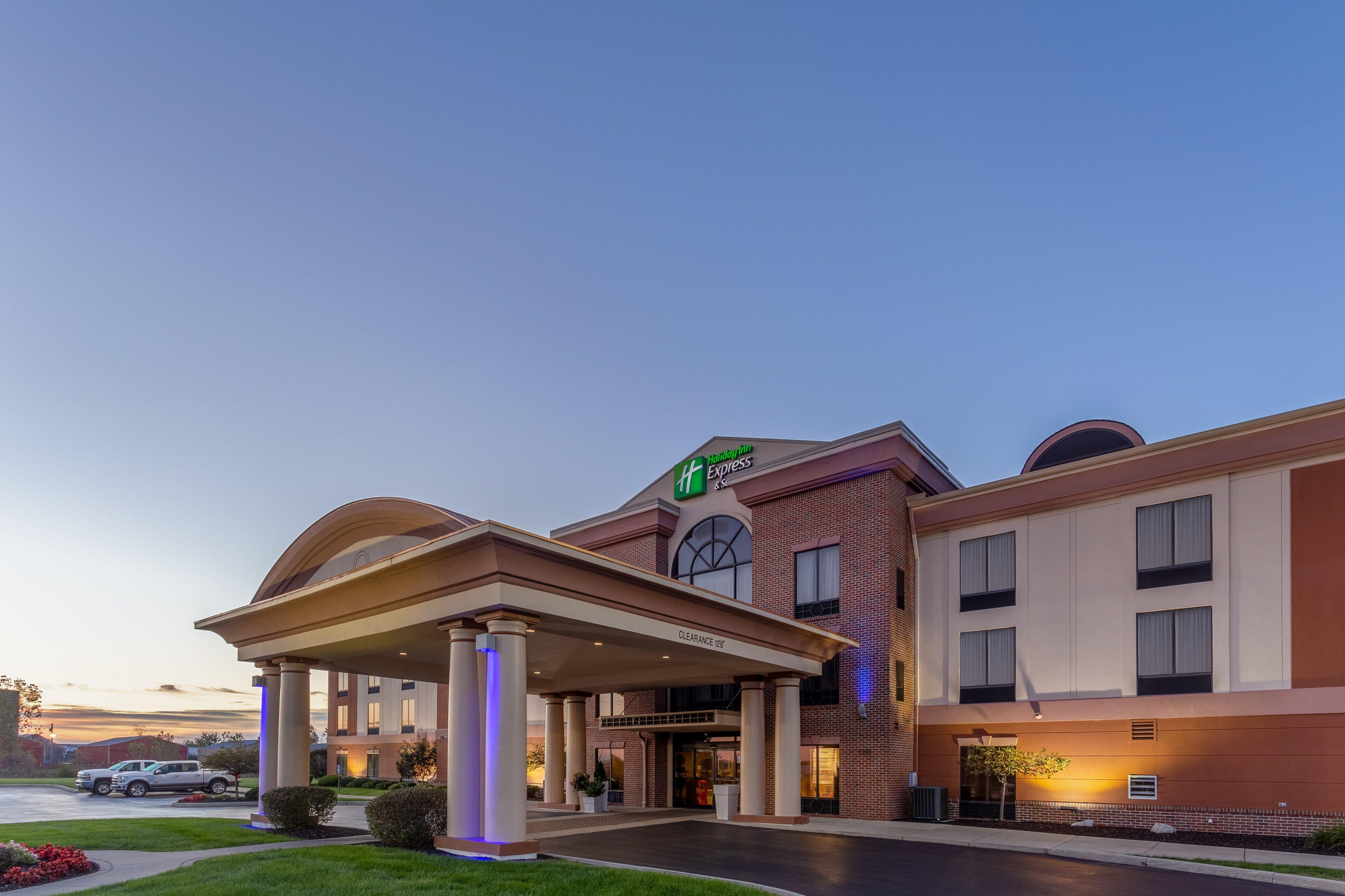 Hotel Express & Bowling By Ihg