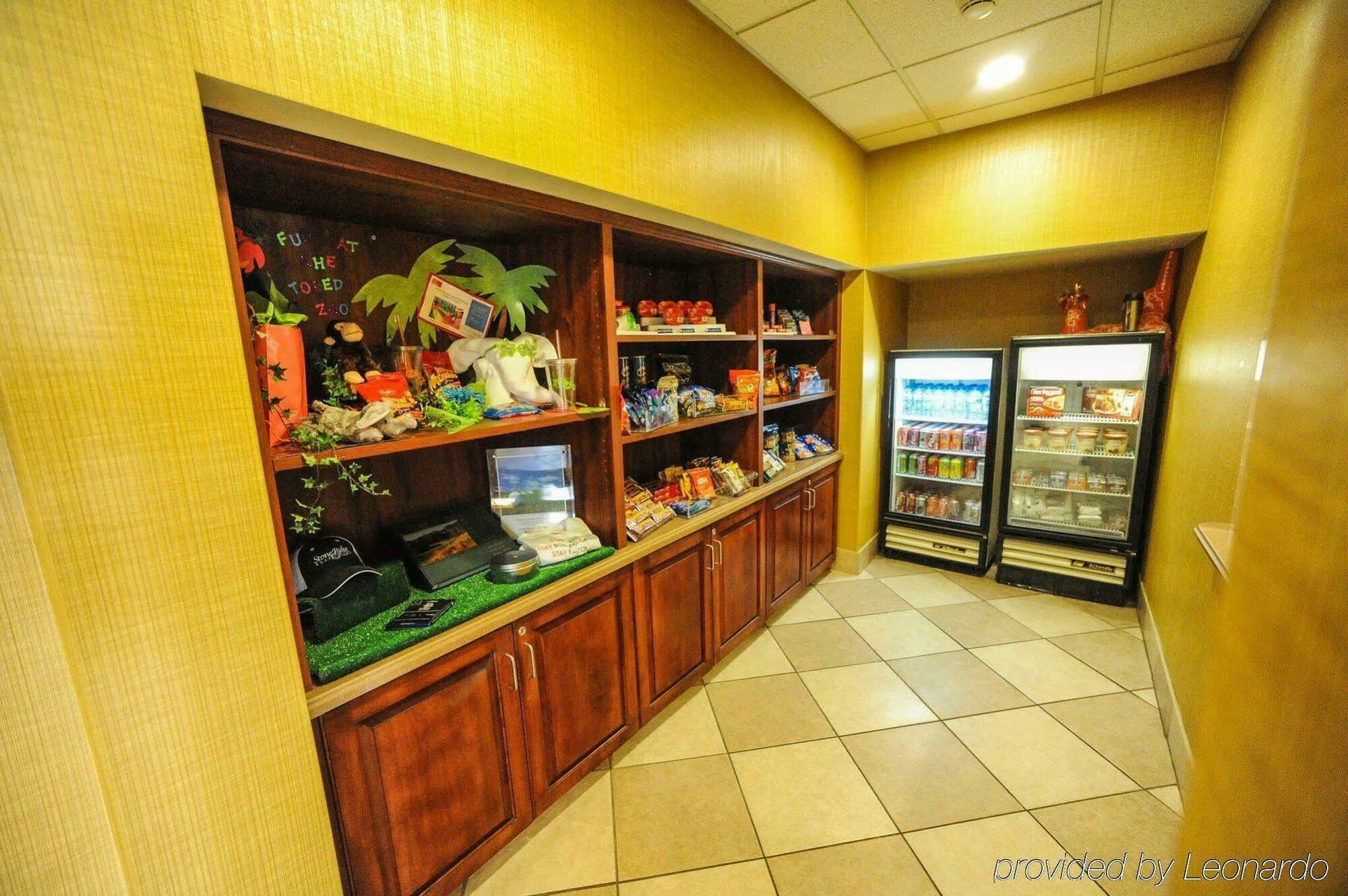 Express & Bowling By Ihg Bowling Green